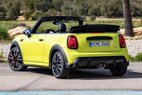 John Cooper Works 2dr Convertible (2.0L 4cyl Turbo 8A)
