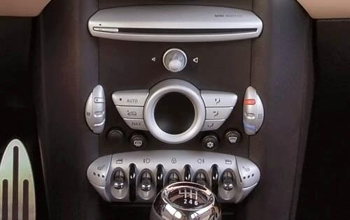 2010 MINI Cooper Clubman Center Console