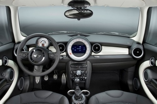 2013 MINI Cooper Clubman S 2dr Hatchback Dashboard