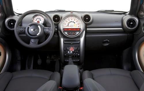 2011 MINI Cooper Countryman Dashboard