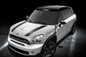 2017 Mini Cooper Countryman Shines In New Small Car Crash Testing Prevnext