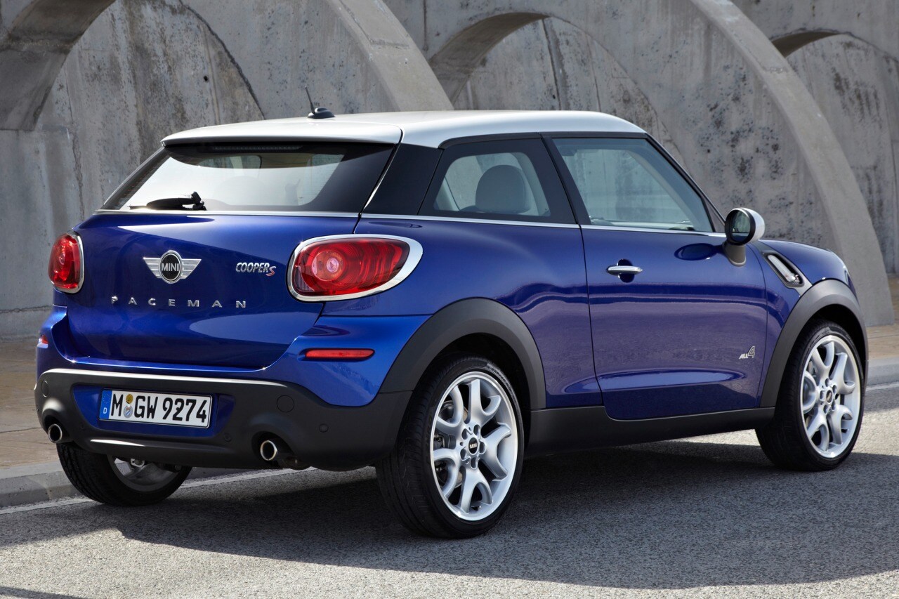 Used 2016 Mini Cooper Paceman For Pricing Features Edmunds 2016 Mini Cooper Paceman S All4 2dr Hatchback Exterior