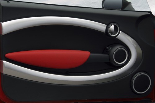 2007 MINI Cooper 2dr Hatchback Interior Detail