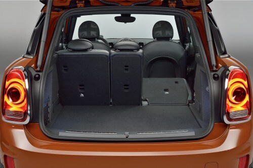 2017 MINI Countryman Cooper S ALL4 Wagon Interior