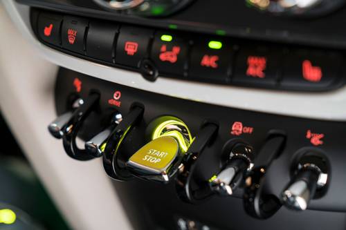 2020 MINI Countryman Cooper S E ALL4 Wagon Interior Detail