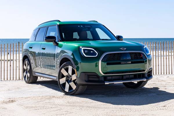 2025 MINI Countryman JCW ALL4 Iconic for Sale Near Me | Edmunds