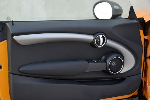 2017 MINI Hardtop 2 Door Cooper S 2dr Hatchback Interior Detail