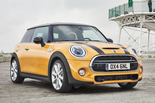 2017 MINI Hardtop 2 Door Cooper S 2dr Hatchback Exterior. Options Shown.