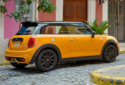 2017 MINI Hardtop 2 Door Cooper S 2dr Hatchback Exterior. Options Shown.