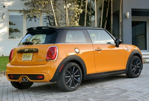 2017 MINI Hardtop 2 Door Cooper S 2dr Hatchback Exterior. Options Shown.