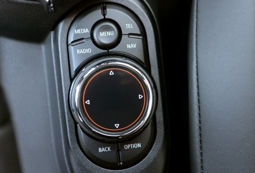 2017 MINI Hardtop 2 Door Cooper 2dr Hatchback Aux Controls