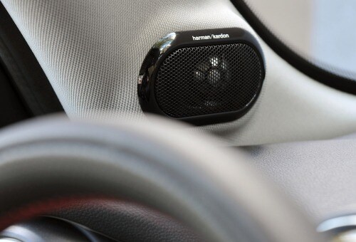 2017 MINI Hardtop 2 Door Cooper 2dr Hatchback Interior Detail