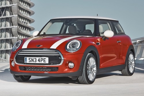 2017 MINI Hardtop 2 Door Cooper 2dr Hatchback Exterior. Options Shown.