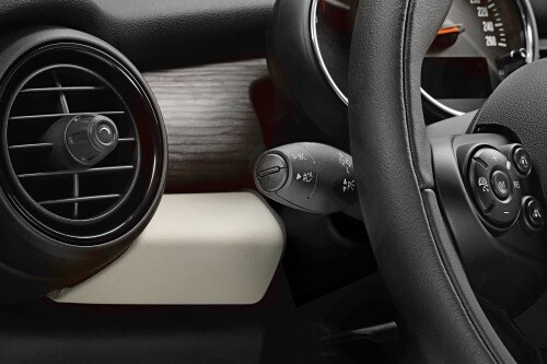 2018 MINI Hardtop 2 Door Cooper S 2dr Hatchback Interior Detail