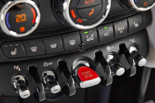 2018 MINI Hardtop 2 Door Cooper S 2dr Hatchback Interior Detail