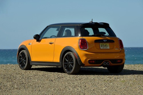 2018 MINI Hardtop 2 Door Cooper S 2dr Hatchback Exterior. Options Shown.