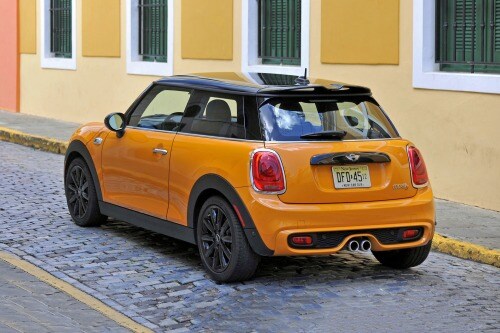 2018 MINI Hardtop 2 Door Cooper S 2dr Hatchback Exterior. Options Shown.