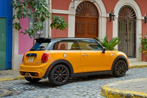 2018 MINI Hardtop 2 Door Cooper S 2dr Hatchback Exterior. Options Shown.