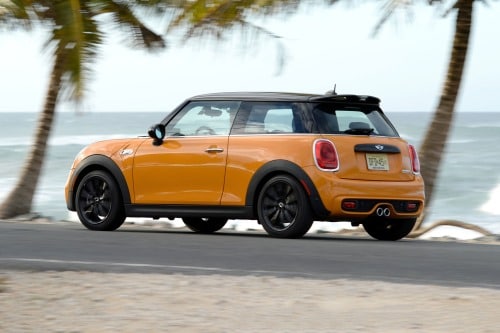 2018 MINI Hardtop 2 Door Cooper S 2dr Hatchback Exterior. Options Shown.