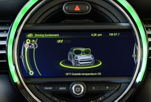 2018 MINI Hardtop 2 Door Cooper 2dr Hatchback Interior Detail