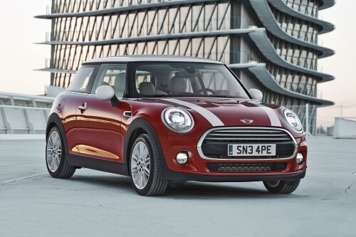 2018 MINI Hardtop 2 Door Cooper 2dr Hatchback Exterior. Options Shown.