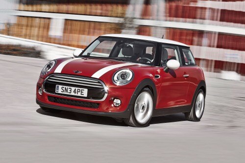 2018 MINI Hardtop 2 Door Cooper 2dr Hatchback Exterior. Options Shown.