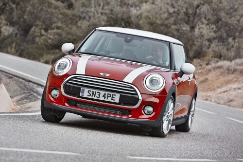 2018 MINI Hardtop 2 Door Cooper 2dr Hatchback Exterior. Options Shown.