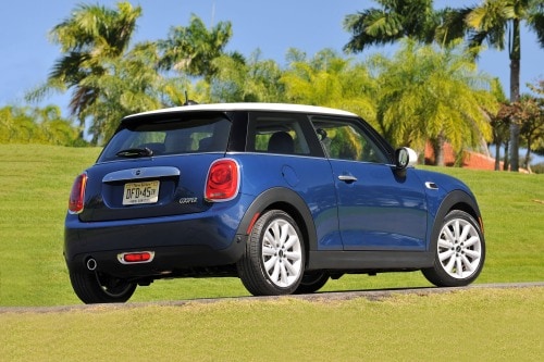 2018 MINI Hardtop 2 Door Cooper 2dr Hatchback Exterior. Options Shown.