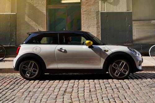 2020 MINI Hardtop 2 Door Cooper SE 2dr Hatchback Profile