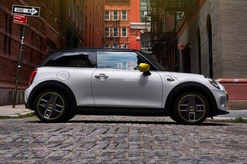 2020 MINI Hardtop 2 Door Cooper SE 2dr Hatchback Profile
