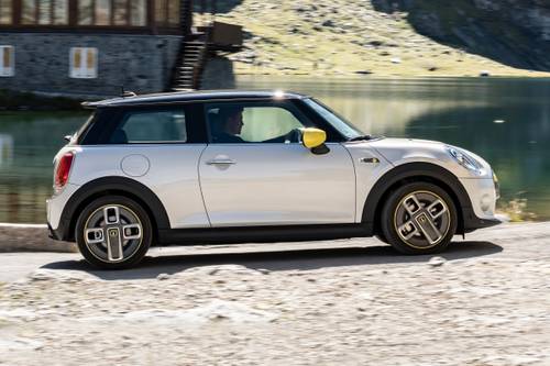 2020 MINI Hardtop 2 Door Cooper SE 2dr Hatchback Profile