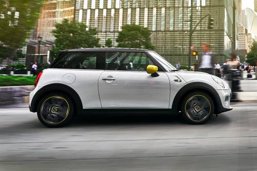2020 MINI Hardtop 2 Door Cooper SE 2dr Hatchback Profile