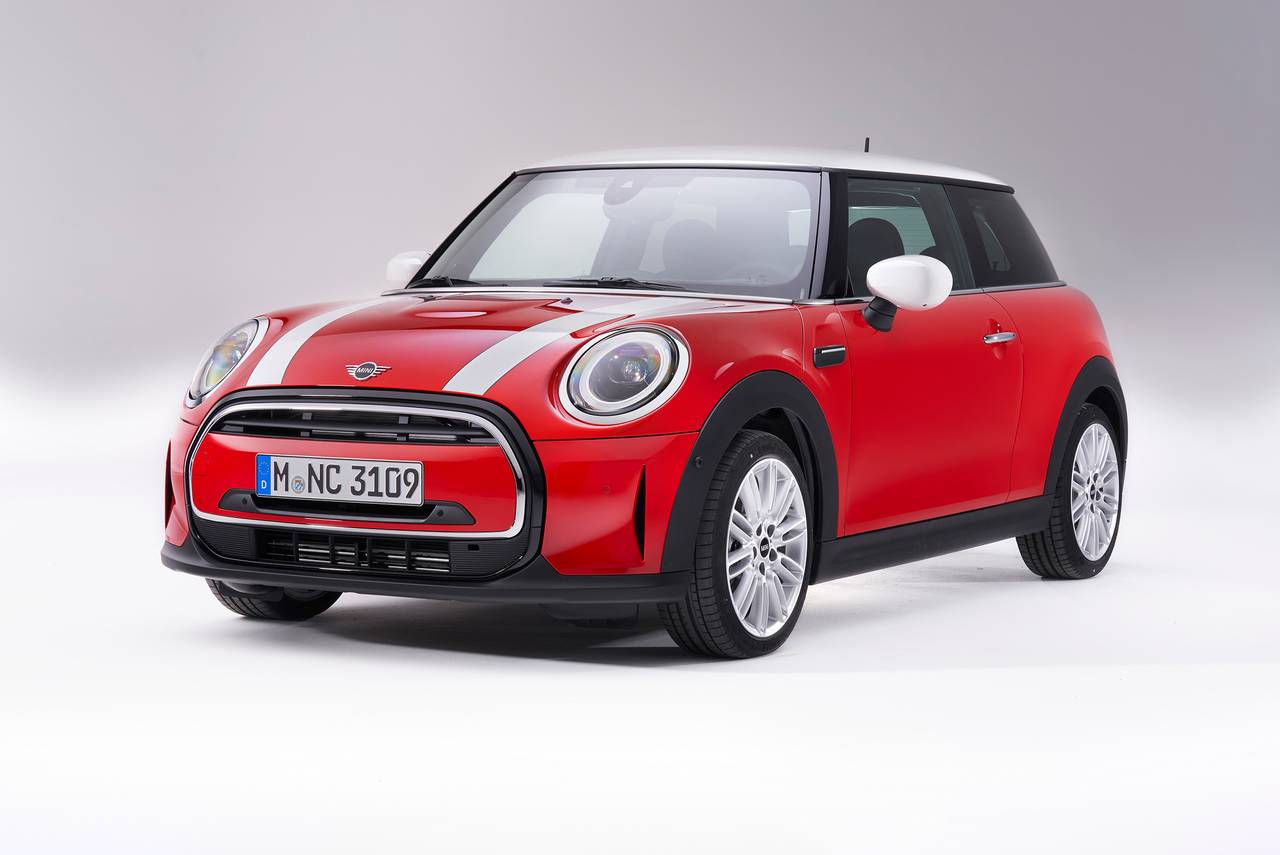 2023 MINI Hardtop 2 Door Prices, Reviews, and Pictures | Edmunds