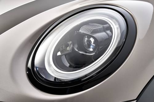 MINI Hardtop 2 Door Cooper S 2dr Hatchback Headlamp Detail