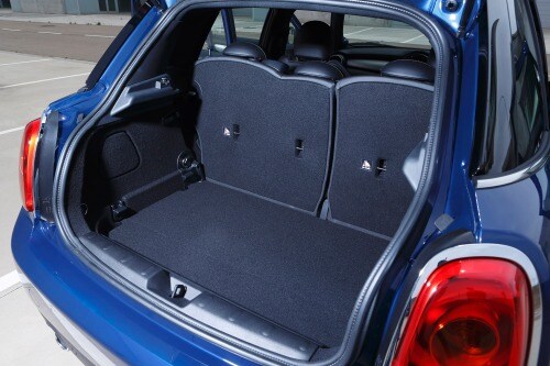2017 MINI Hardtop 4 Door Cooper 4dr Hatchback Cargo Area