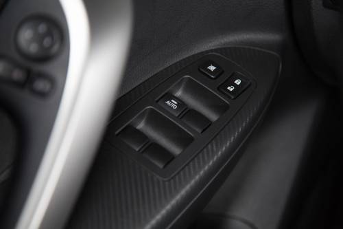 2020 Mitsubishi Eclipse Cross SEL 4dr SUV Interior Detail