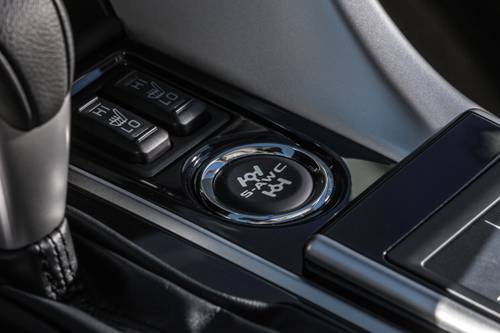2020 Mitsubishi Eclipse Cross SEL 4dr SUV Interior Detail