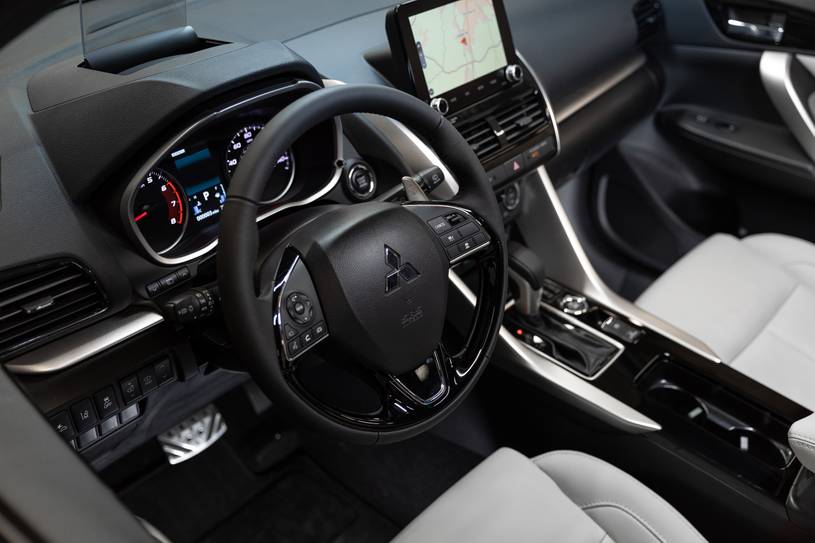 Mitsubishi Eclipse Cross SEL 4dr SUV Steering Wheel Detail