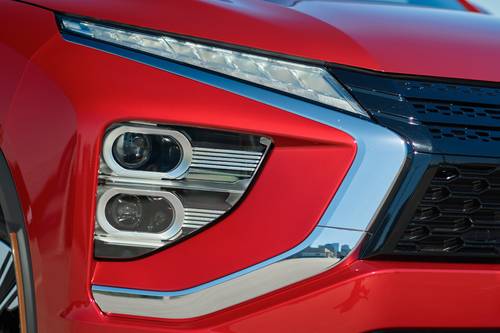 2025 Mitsubishi Eclipse Cross SEL 4dr SUV Exterior Detail
