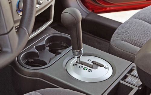 2004 Mitsubishi Endeavor XLS Center Console