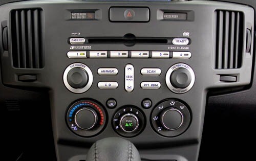 2007 Mitsubishi Endeavor SE Center Console