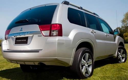 2011 Mitsubishi Endeavor SE SUV