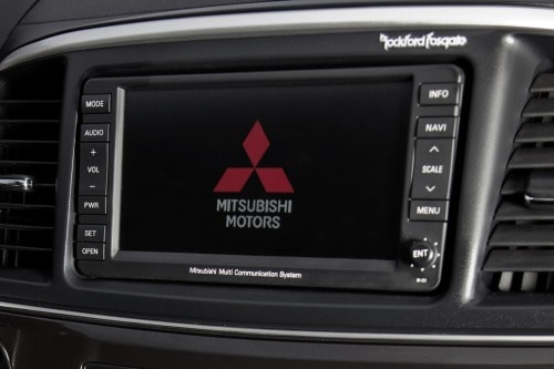 2010 Mitsubishi Lancer Evolution MR Touring Sedan Center Console