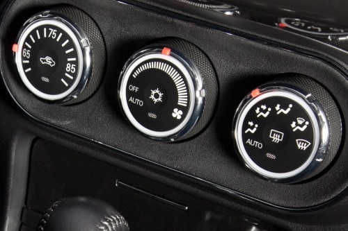2010 Mitsubishi Lancer Evolution MR Touring Sedan Center Console