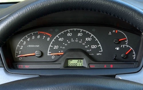 2004 Mitsubishi Lancer Gauge Cluster