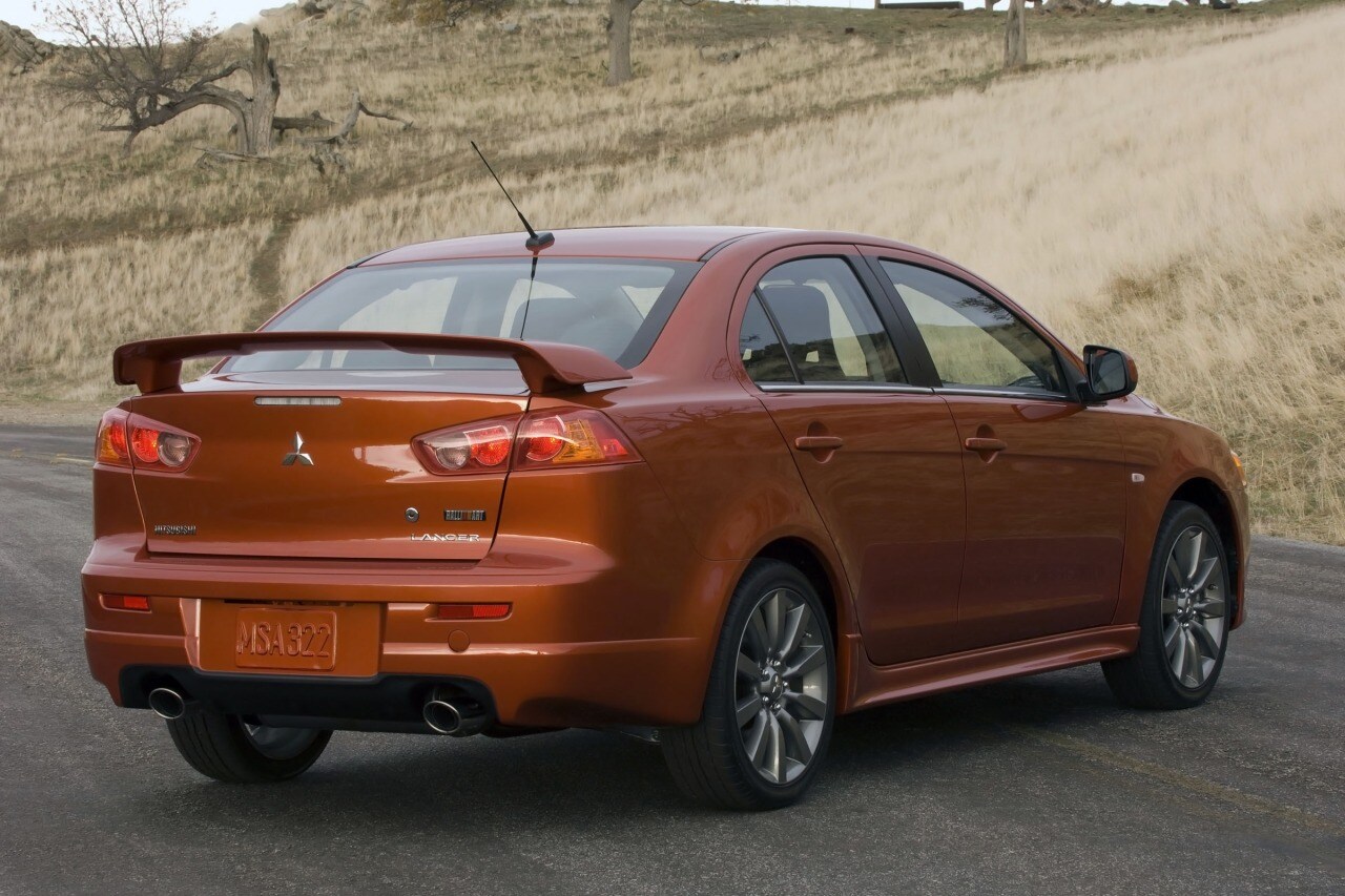 Mitsubishi lancer 2013
