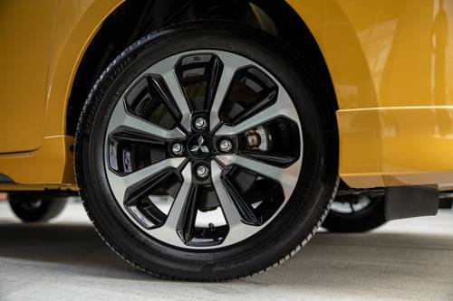 Mitsubishi Mirage SE 4dr Hatchback Wheel