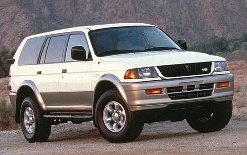 1998 Mitsubishi Montero Sport 4 Dr LS 4WD Wagon