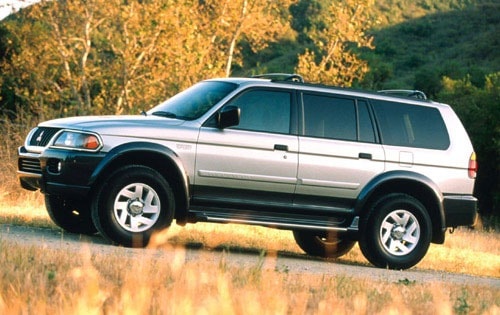2000 Mitsubishi Montero Sport 4 Dr XLS 4WD Wagon