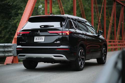 2023 Mitsubishi Outlander PHEV 40th Anniversary 4dr SUV Exterior